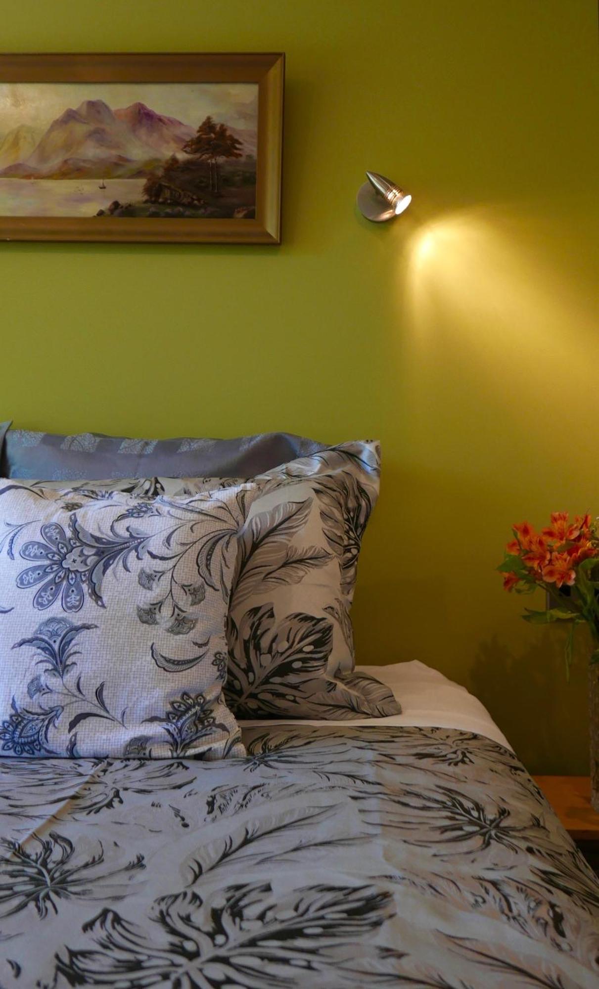 The Shan'S Lodge Queenstown Bagian luar foto