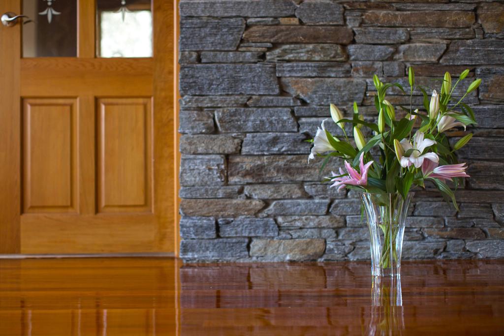 The Shan'S Lodge Queenstown Bagian luar foto