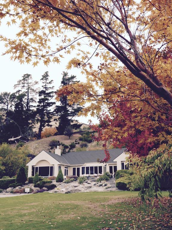 The Shan'S Lodge Queenstown Bagian luar foto