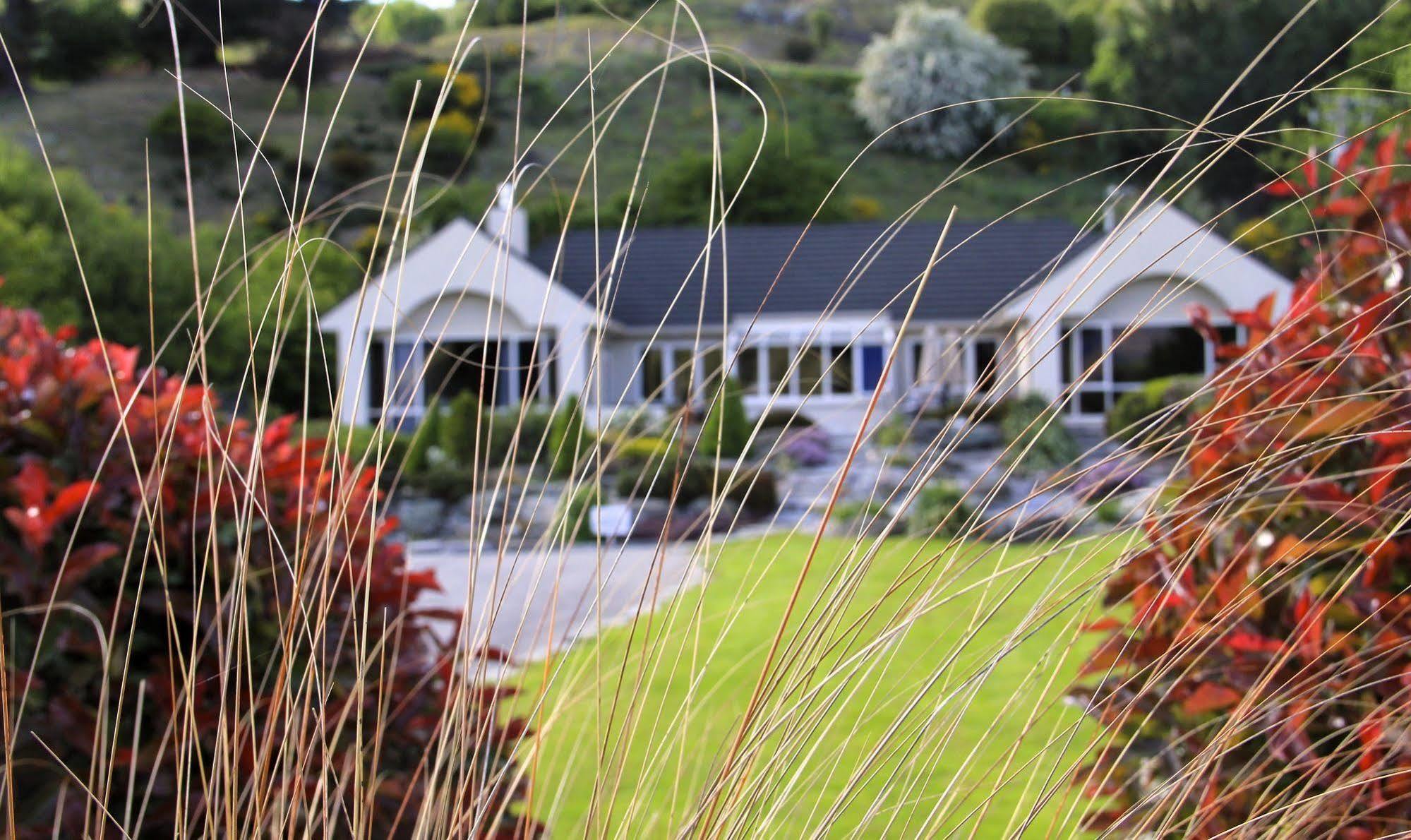 The Shan'S Lodge Queenstown Bagian luar foto