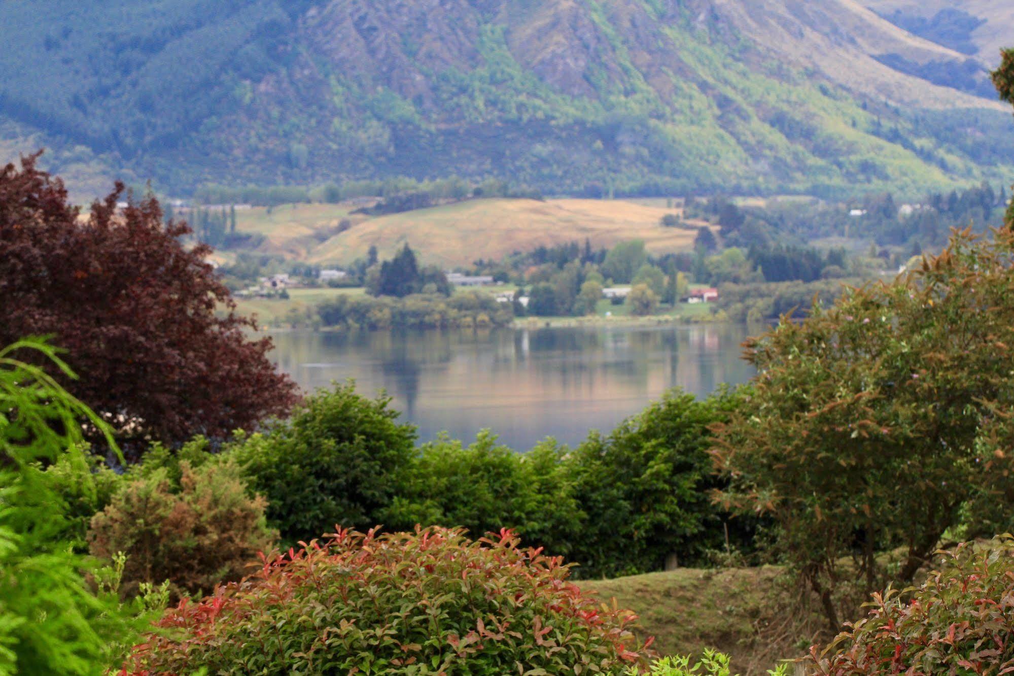 The Shan'S Lodge Queenstown Bagian luar foto